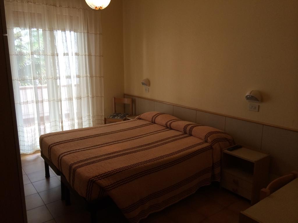 Hotel Royal Misano Adriatico Zimmer foto